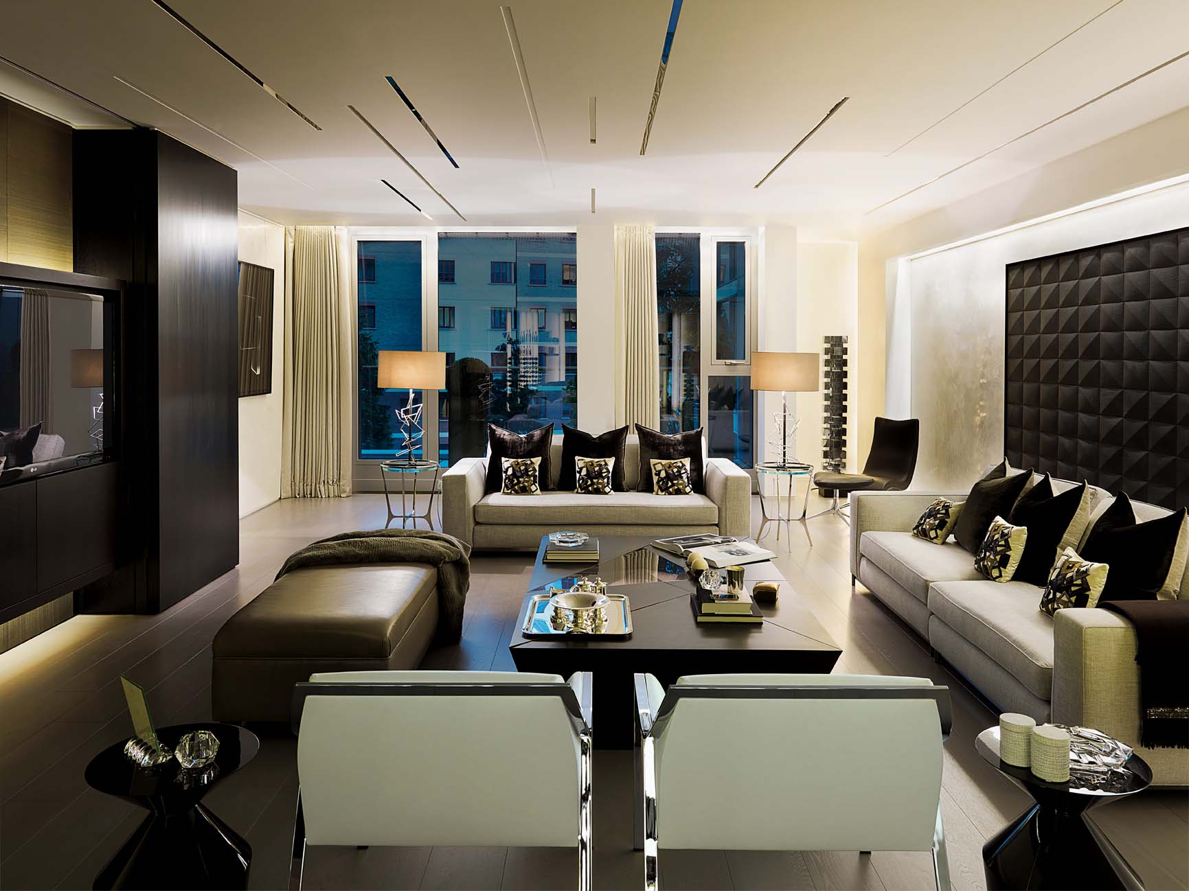 Knightsbridge Apartment What You See and Hear